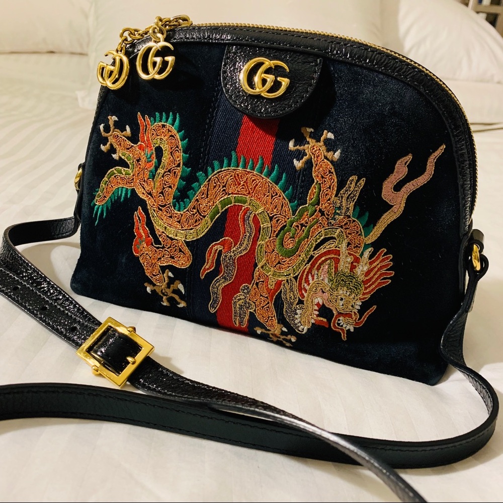 GUCCI Linea Dragon Embroidered Shoulder Bag